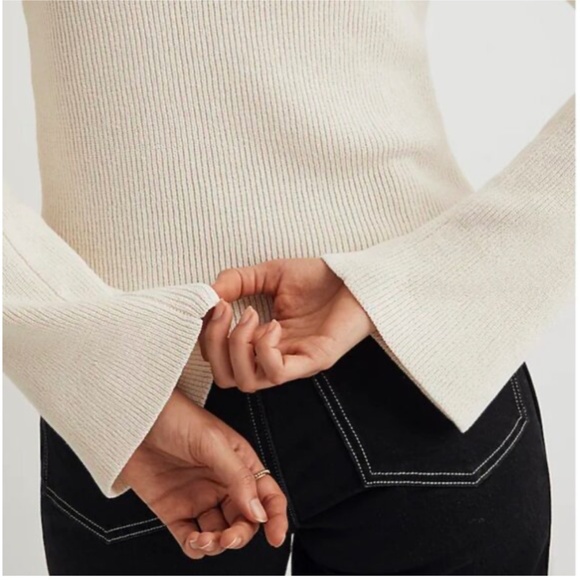 NWT Madewell Knit Bell Sleeve Sweater - Picture 3 of 6